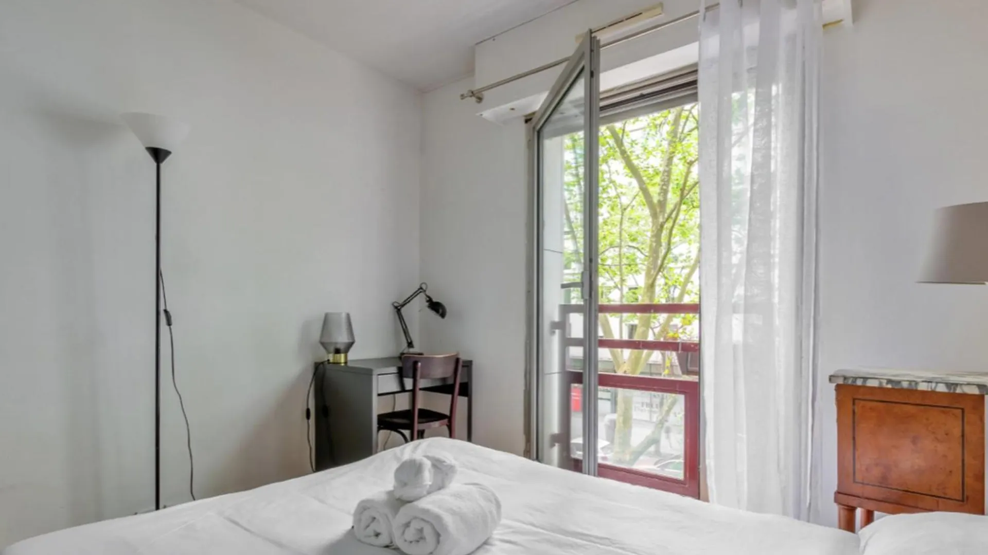 2 Rooms Apartment With Garden Párizs